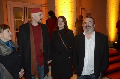 Unter den ersten Gästen: Angela Stuhrberg, Filmredakteurin des Dresdner Stadtmagazins SAX, Micha Rudolph, Dresdner Kino-Urgestein, mit Frau und Uwe Stuhrberg, Chefredakteur des Dresdner Stadtmagazins SAX (v.l.n.r.)